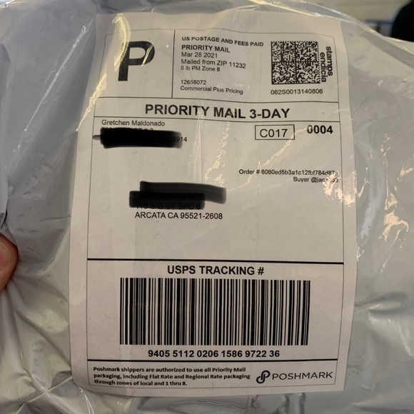 Meet your Posher, Gretchen - Picture 2 of 3